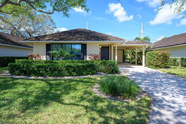 11335 Twelve Oaks Way, North Palm Beach, FL 33408