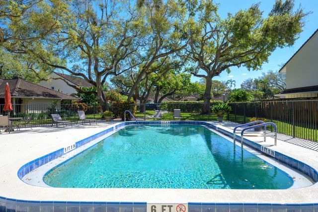 11335 Twelve Oaks Way, North Palm Beach, FL 33408