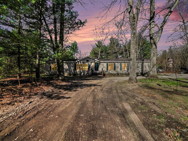 6405 Scott Street, Twin Lake, MI 49457