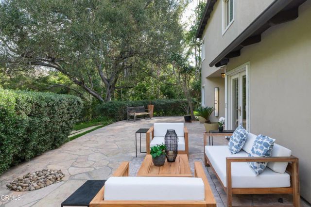 766 Canon Drive, Pasadena, CA 91106