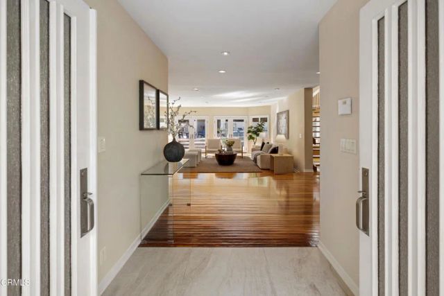 766 Canon Drive, Pasadena, CA 91106