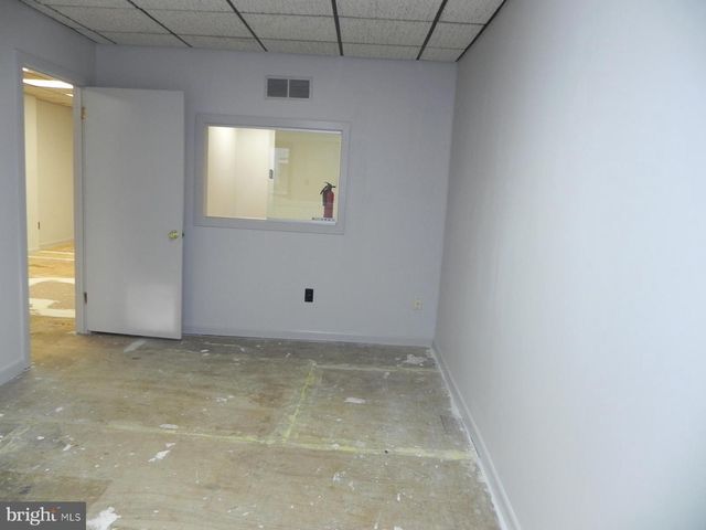 354-356 S MAIN ST, Williamstown, NJ 08094