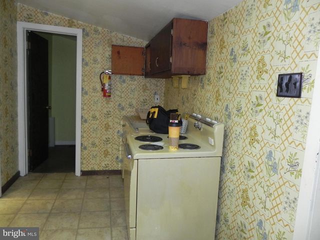 354-356 S MAIN ST, Williamstown, NJ 08094