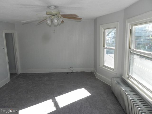 354-356 S MAIN ST, Williamstown, NJ 08094