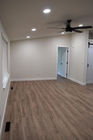 16294 Hawthorne Avenue, Anderson, CA 96007