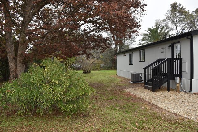 16294 Hawthorne Avenue, Anderson, CA 96007