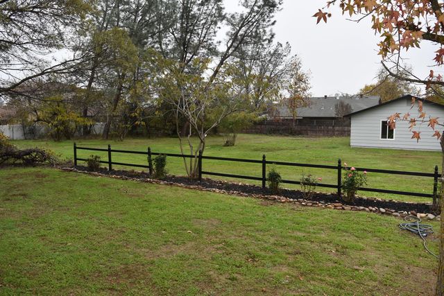 16294 Hawthorne Avenue, Anderson, CA 96007