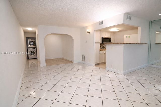 2203 NW 55th Ter, Lauderhill, FL 33313