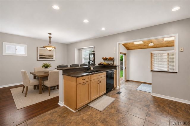 785 Crescent Avenue, Buffalo, NY 14216