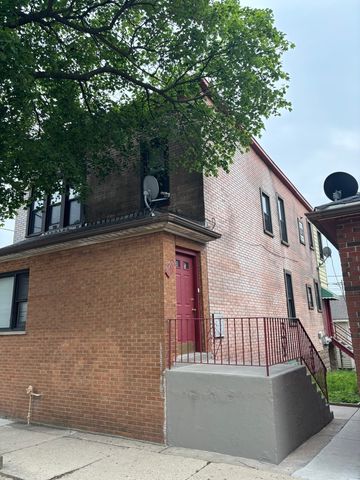 10401 S Ewing Avenue 10403-2, Chicago, IL 60617