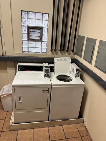 10401 S Ewing Avenue 10403-2, Chicago, IL 60617