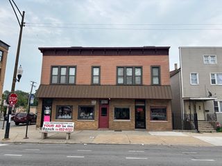 10401 S Ewing Avenue 10403-2, Chicago, IL 60617