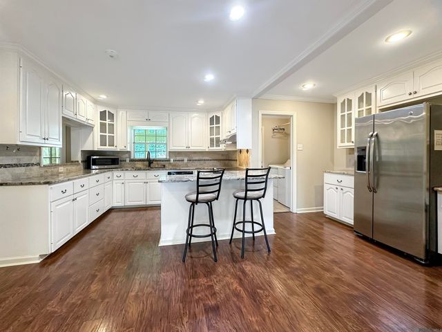 9537 Kevel Dr, Baton Rouge, LA 70810