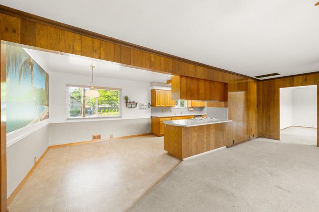 4316 Engle Rd, Sacramento, CA 95821