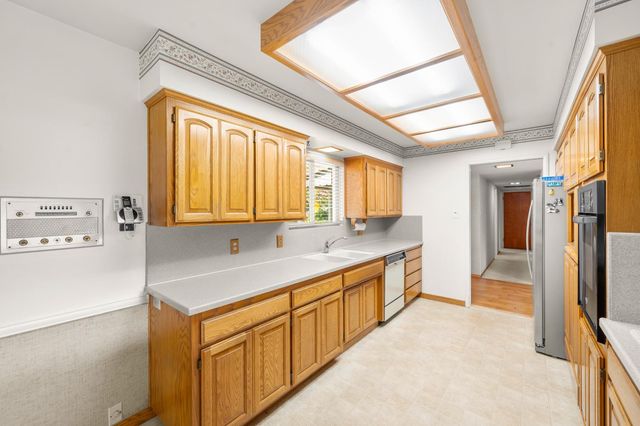 4316 Engle Rd, Sacramento, CA 95821