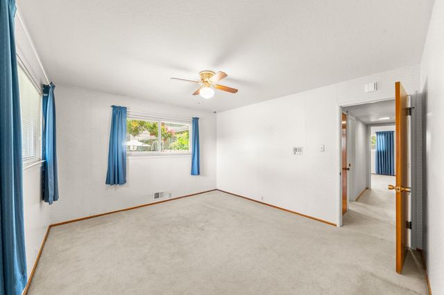 4316 Engle Rd, Sacramento, CA 95821