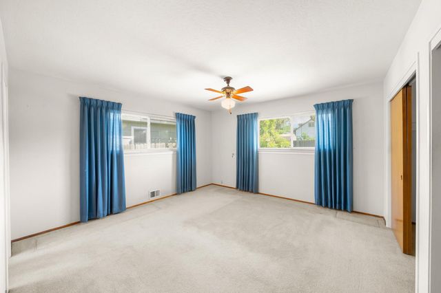 4316 Engle Rd, Sacramento, CA 95821