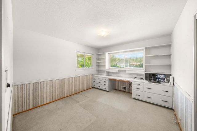 4316 Engle Rd, Sacramento, CA 95821