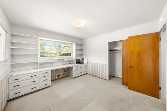 4316 Engle Rd, Sacramento, CA 95821