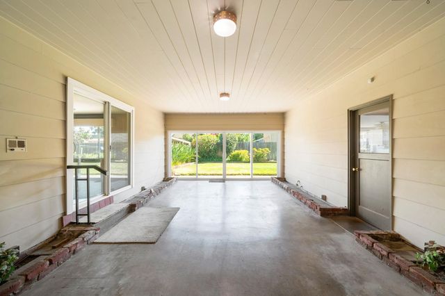 4316 Engle Rd, Sacramento, CA 95821