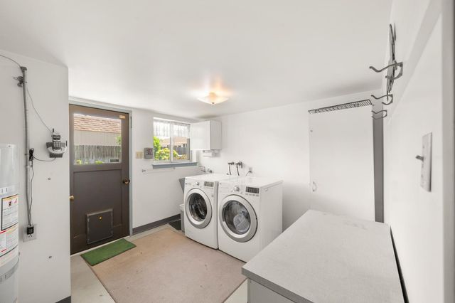 4316 Engle Rd, Sacramento, CA 95821