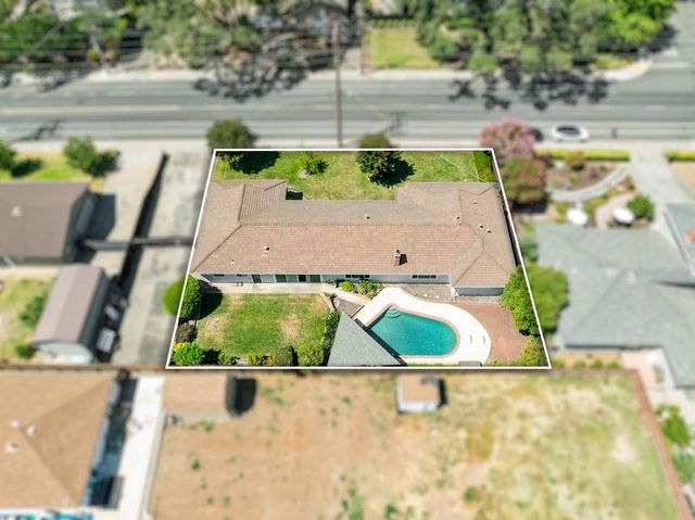 4316 Engle Rd, Sacramento, CA 95821