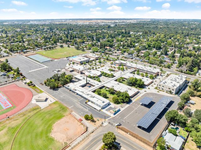 4316 Engle Rd, Sacramento, CA 95821