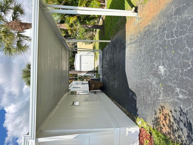 615 Alamanda Lane, Deerfield Beach, FL 33442