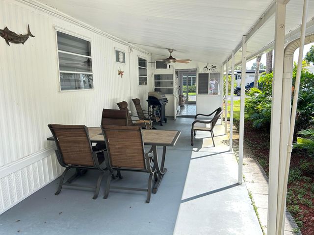 615 Alamanda Lane, Deerfield Beach, FL 33442