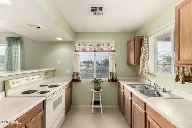 9011 S CALLE BATOUA --, Guadalupe, AZ 85283