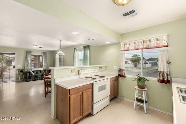 9011 S CALLE BATOUA --, Guadalupe, AZ 85283