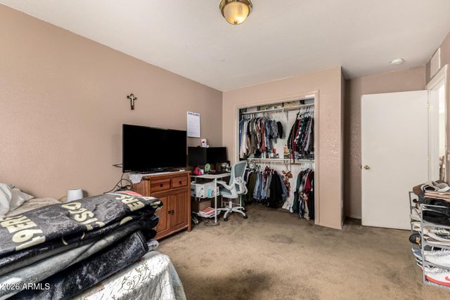 9011 S CALLE BATOUA --, Guadalupe, AZ 85283