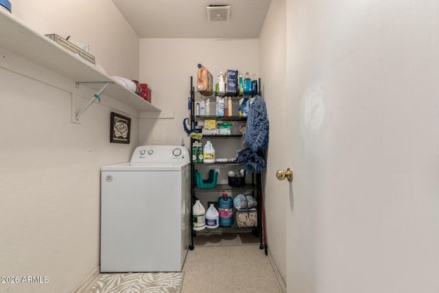 9011 S CALLE BATOUA --, Guadalupe, AZ 85283