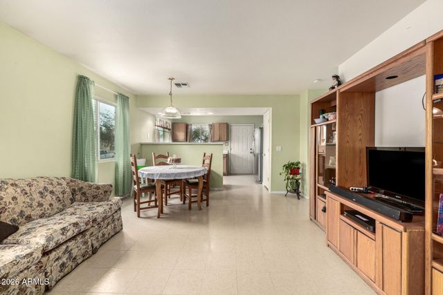 9011 S CALLE BATOUA --, Guadalupe, AZ 85283