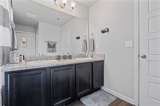 1299 Fairlawn Drive, Semmes, AL 36575