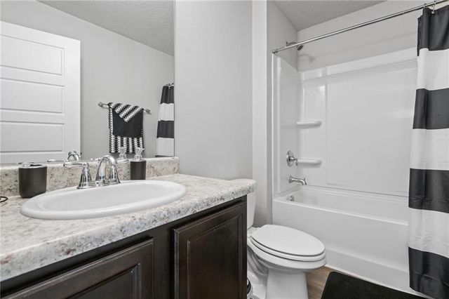 1299 Fairlawn Drive, Semmes, AL 36575