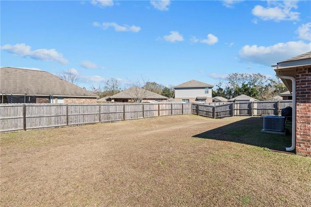 1299 Fairlawn Drive, Semmes, AL 36575