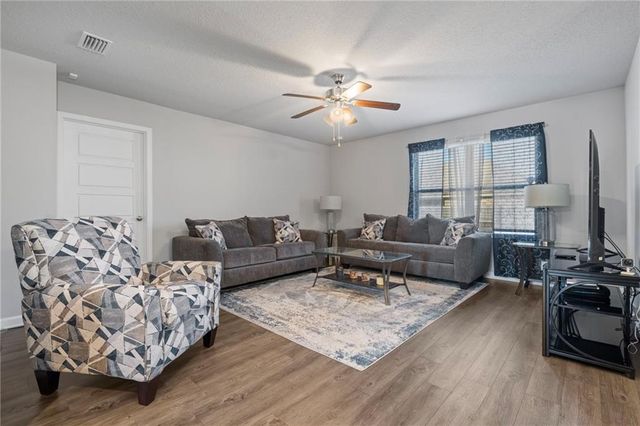 1299 Fairlawn Drive, Semmes, AL 36575