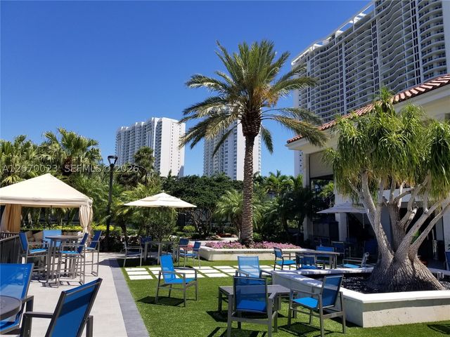 3000 Island Blvd 1106, Aventura, FL 33160