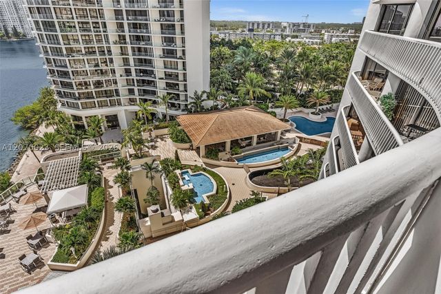 3000 Island Blvd 1106, Aventura, FL 33160