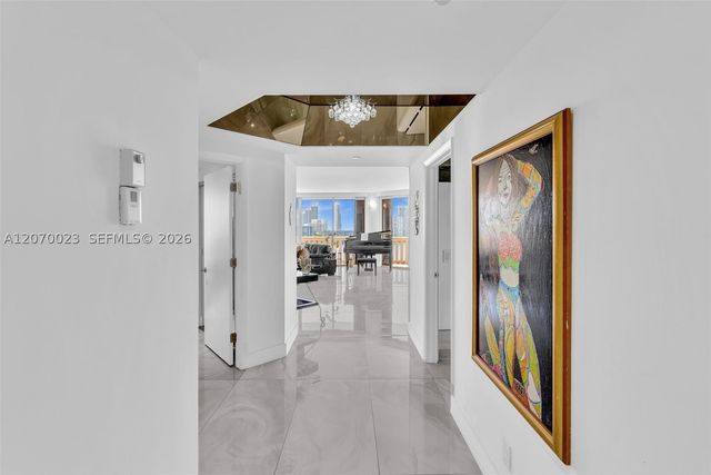 3000 Island Blvd 1106, Aventura, FL 33160