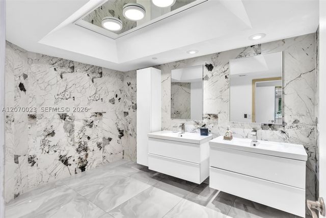 3000 Island Blvd 1106, Aventura, FL 33160