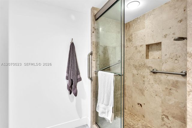 3000 Island Blvd 1106, Aventura, FL 33160