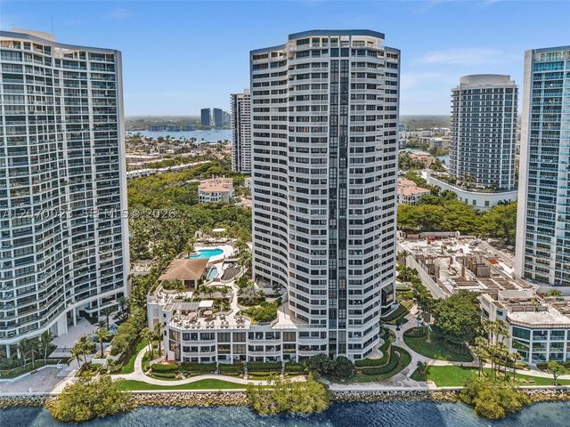 3000 Island Blvd 1106, Aventura, FL 33160
