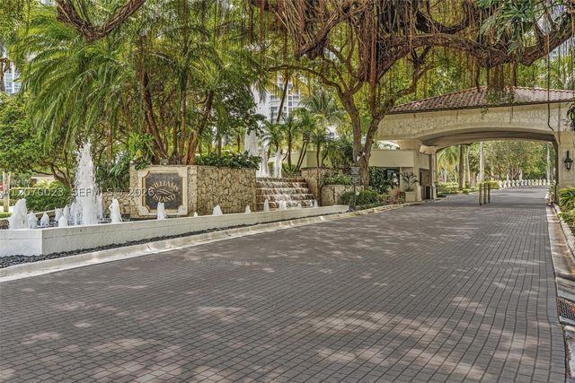 3000 Island Blvd 1106, Aventura, FL 33160
