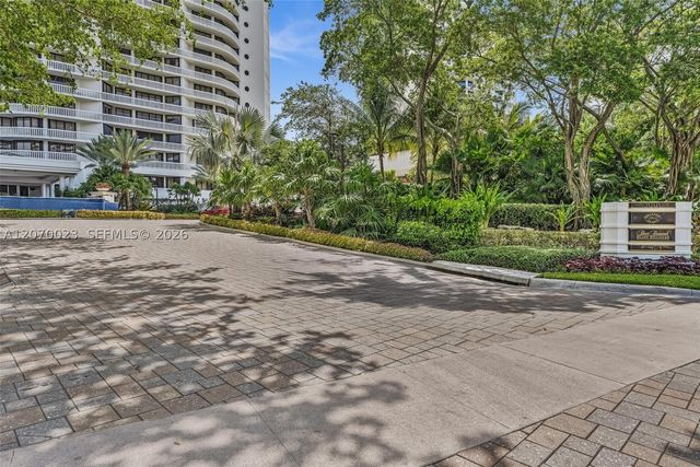 3000 Island Blvd 1106, Aventura, FL 33160