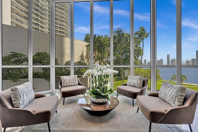 3000 Island Blvd 1106, Aventura, FL 33160