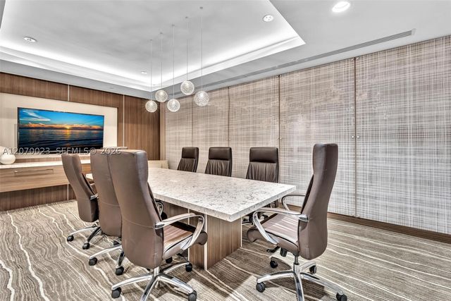 3000 Island Blvd 1106, Aventura, FL 33160
