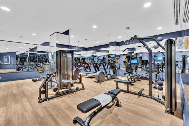 3000 Island Blvd 1106, Aventura, FL 33160