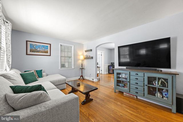 204 BECKER AVE, Wilmington, DE 19804